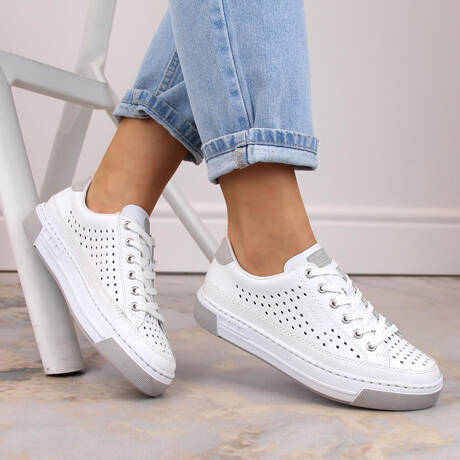 Skórzane komfortowe buty damskie sportowe ażurowe białe Rieker L8849-80